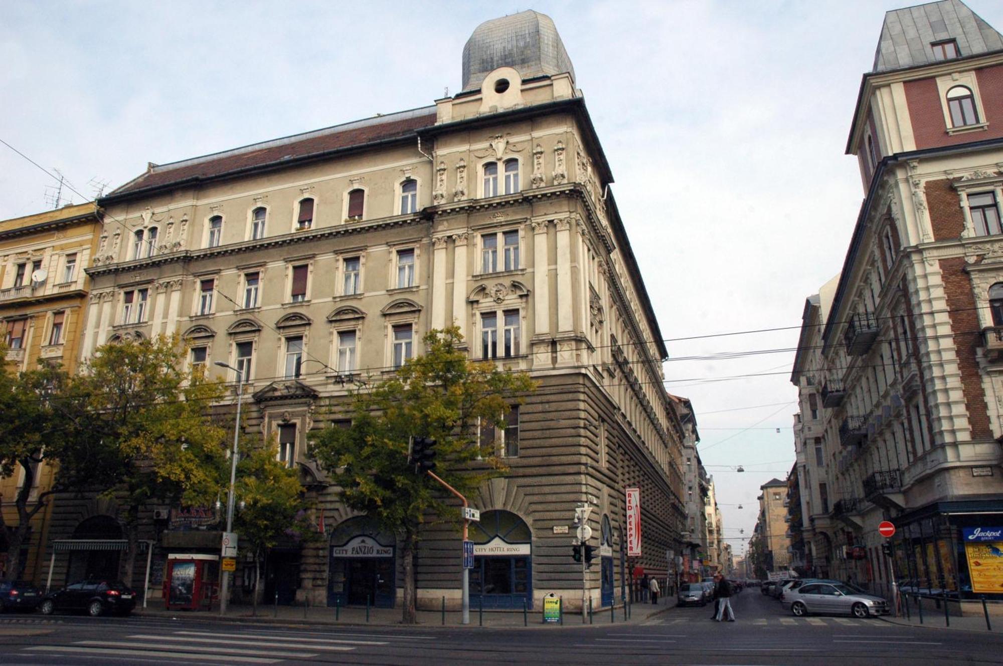 City Hotel Ring, Budapest